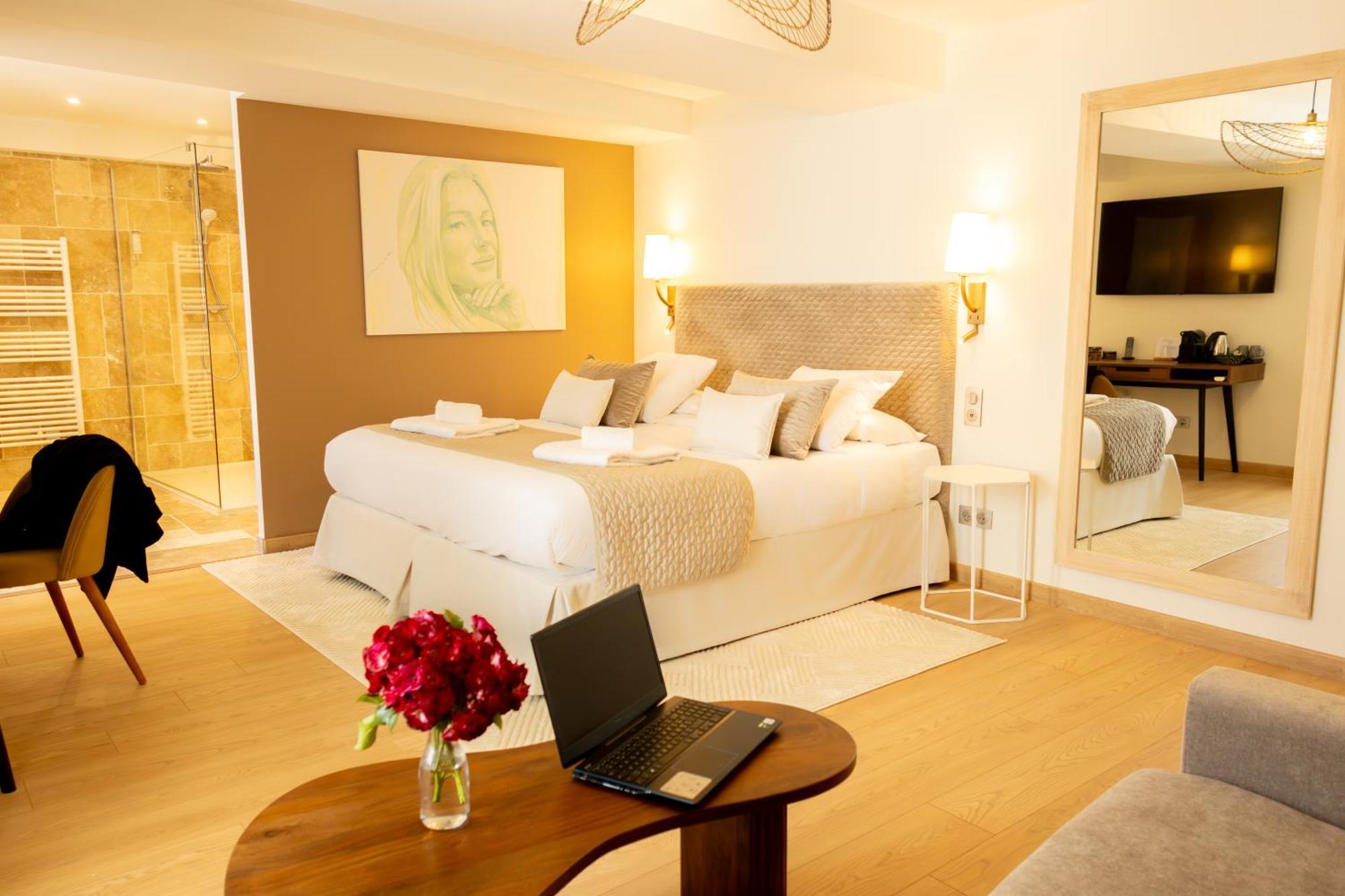 ביון Le Central Boutique Hotel מראה חיצוני תמונה