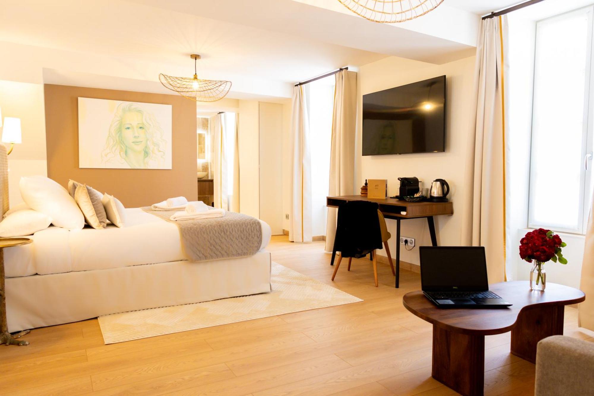 ביון Le Central Boutique Hotel מראה חיצוני תמונה