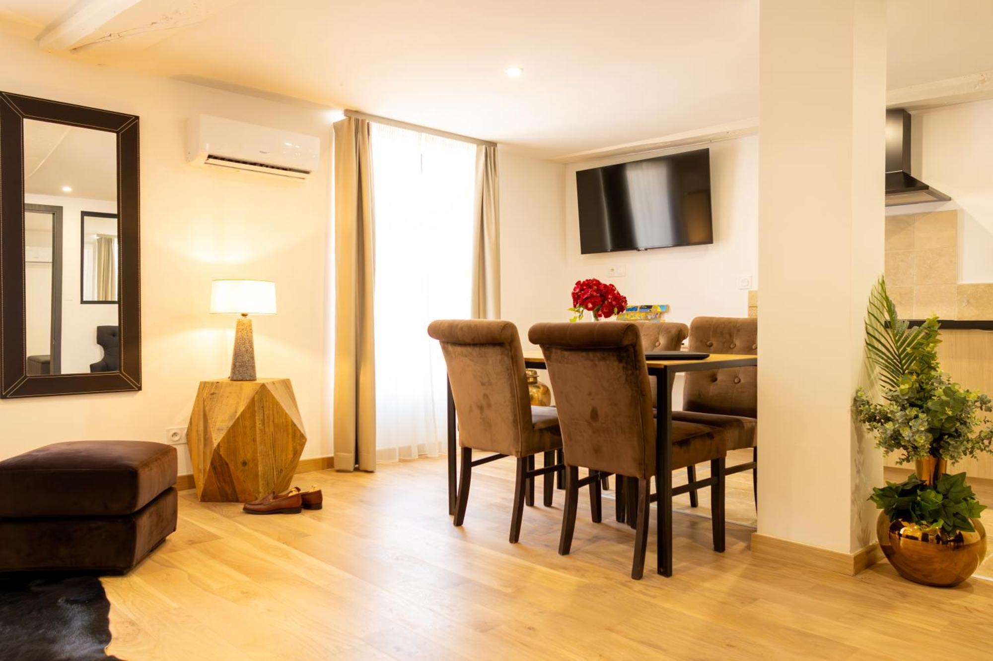 ביון Le Central Boutique Hotel מראה חיצוני תמונה